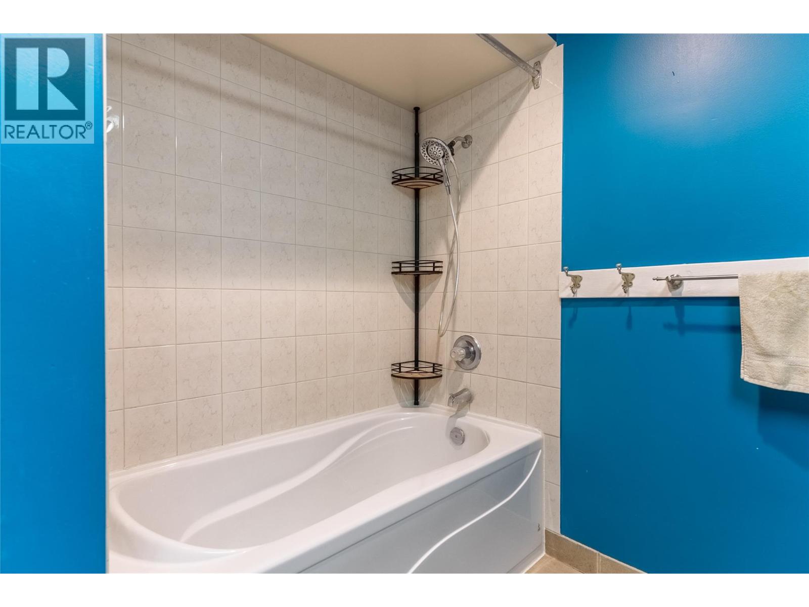 #5 1200 Parke Road - 16
