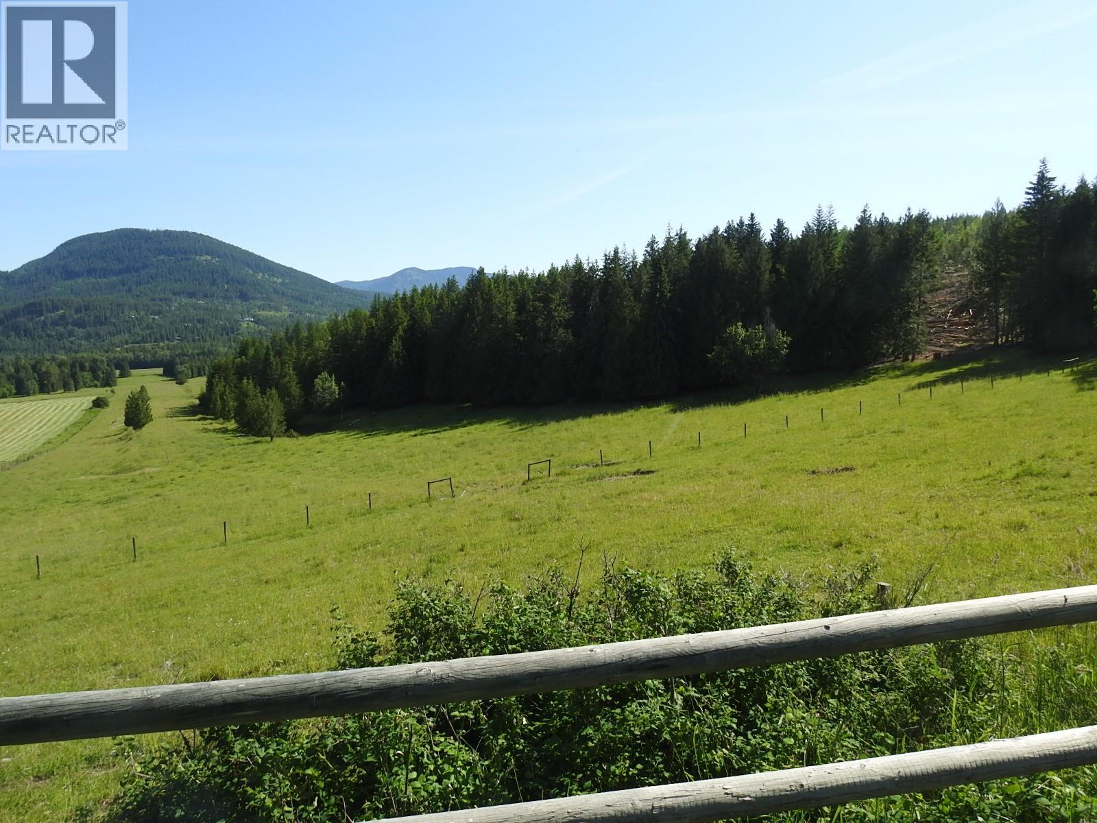 43 Sigalet Road, Lumby