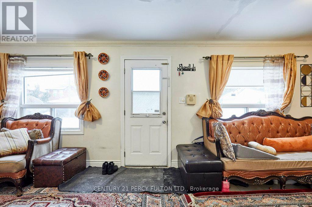 23 BUSH DRIVE - Photo 2 of 23, Toronto (Highland Creek), Ontario