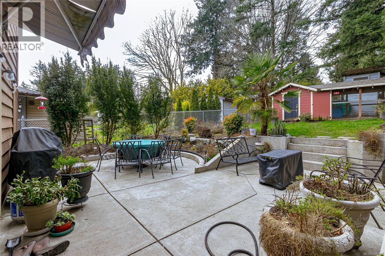 7318 Veyaness Rd, Central Saanich