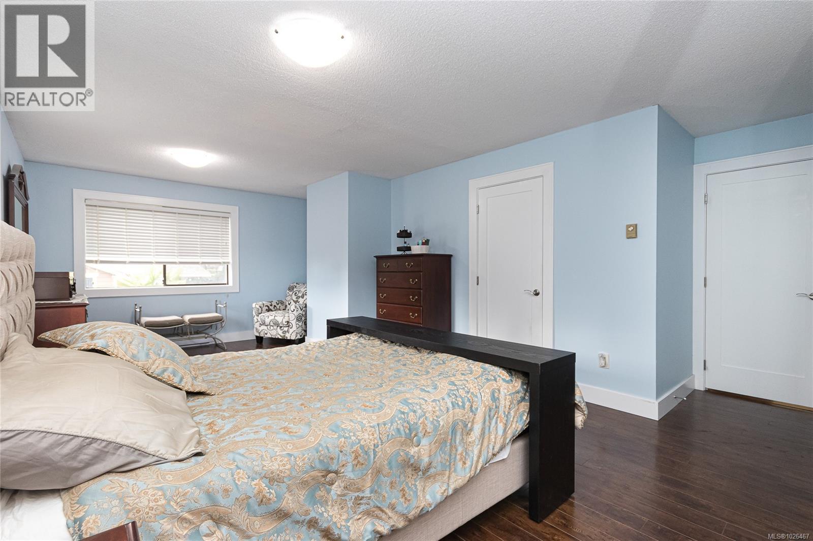 7318 Veyaness Rd, Central Saanich