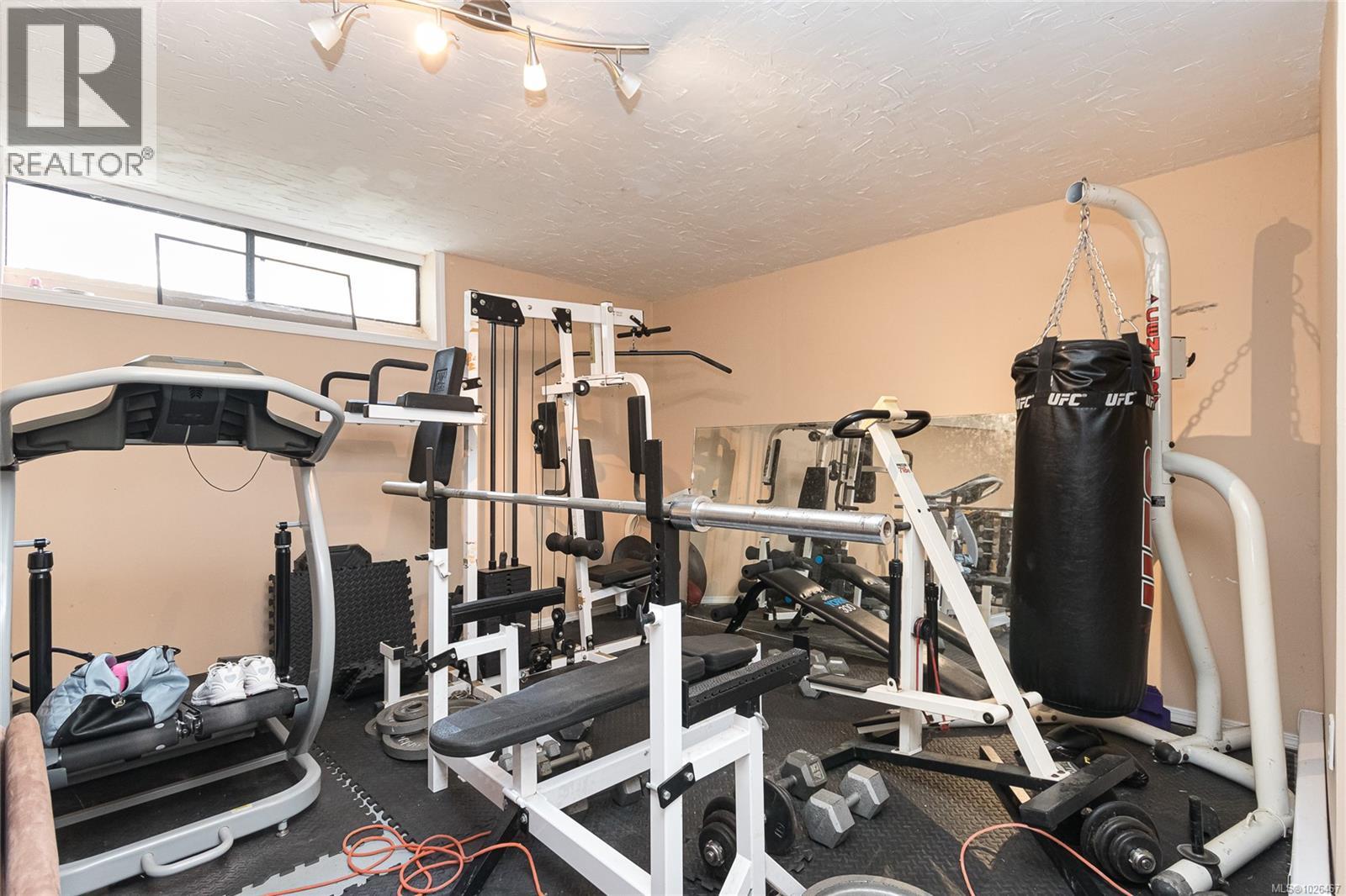 7318 Veyaness Rd, Central Saanich