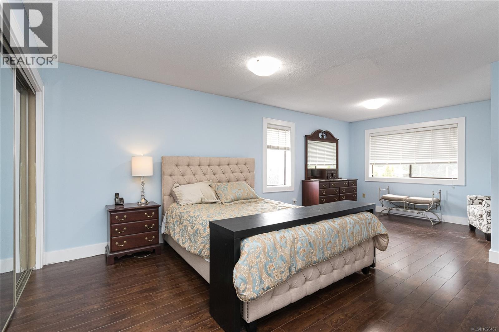 7318 Veyaness Rd, Central Saanich