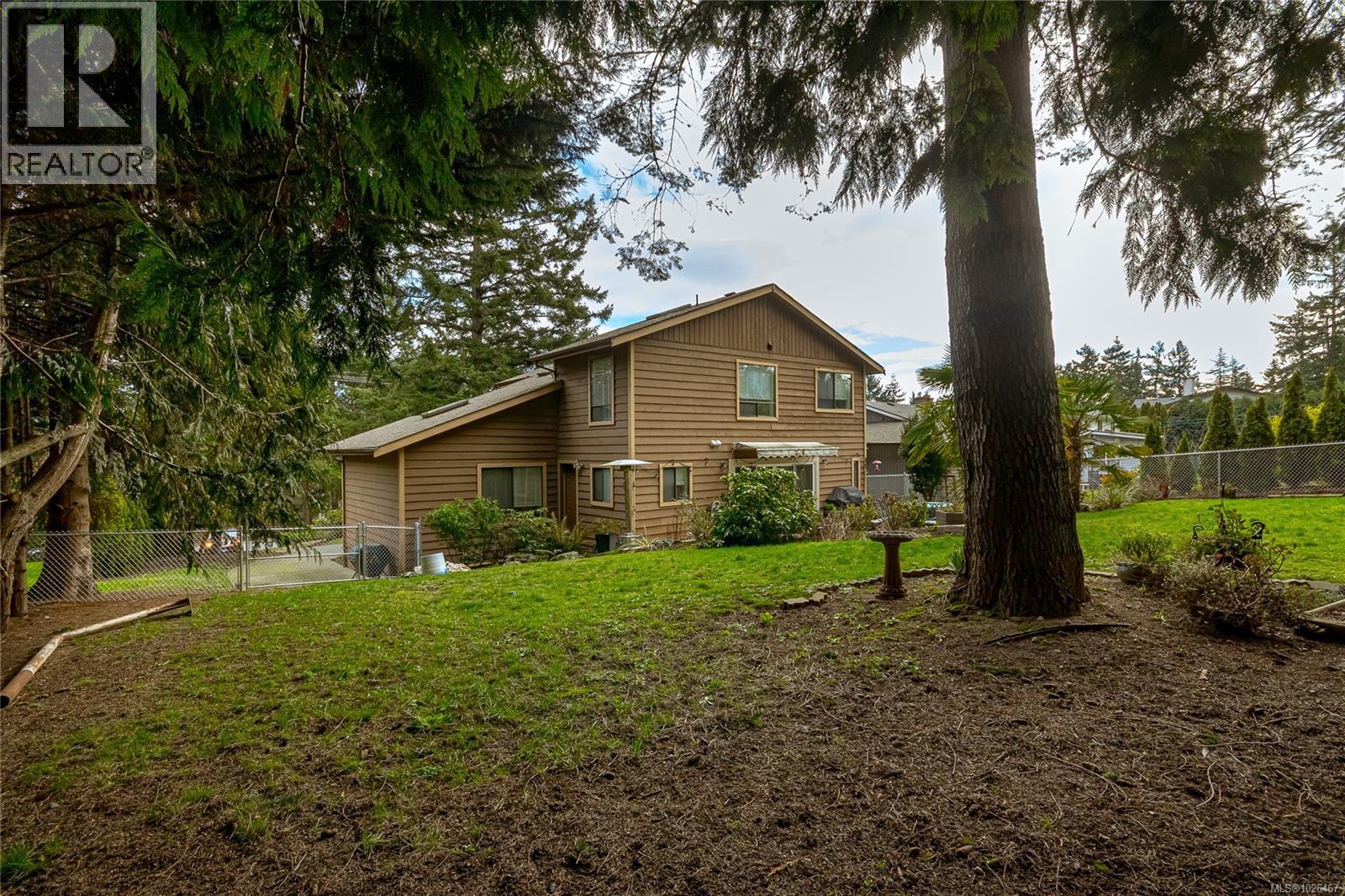 7318 Veyaness Rd, Central Saanich