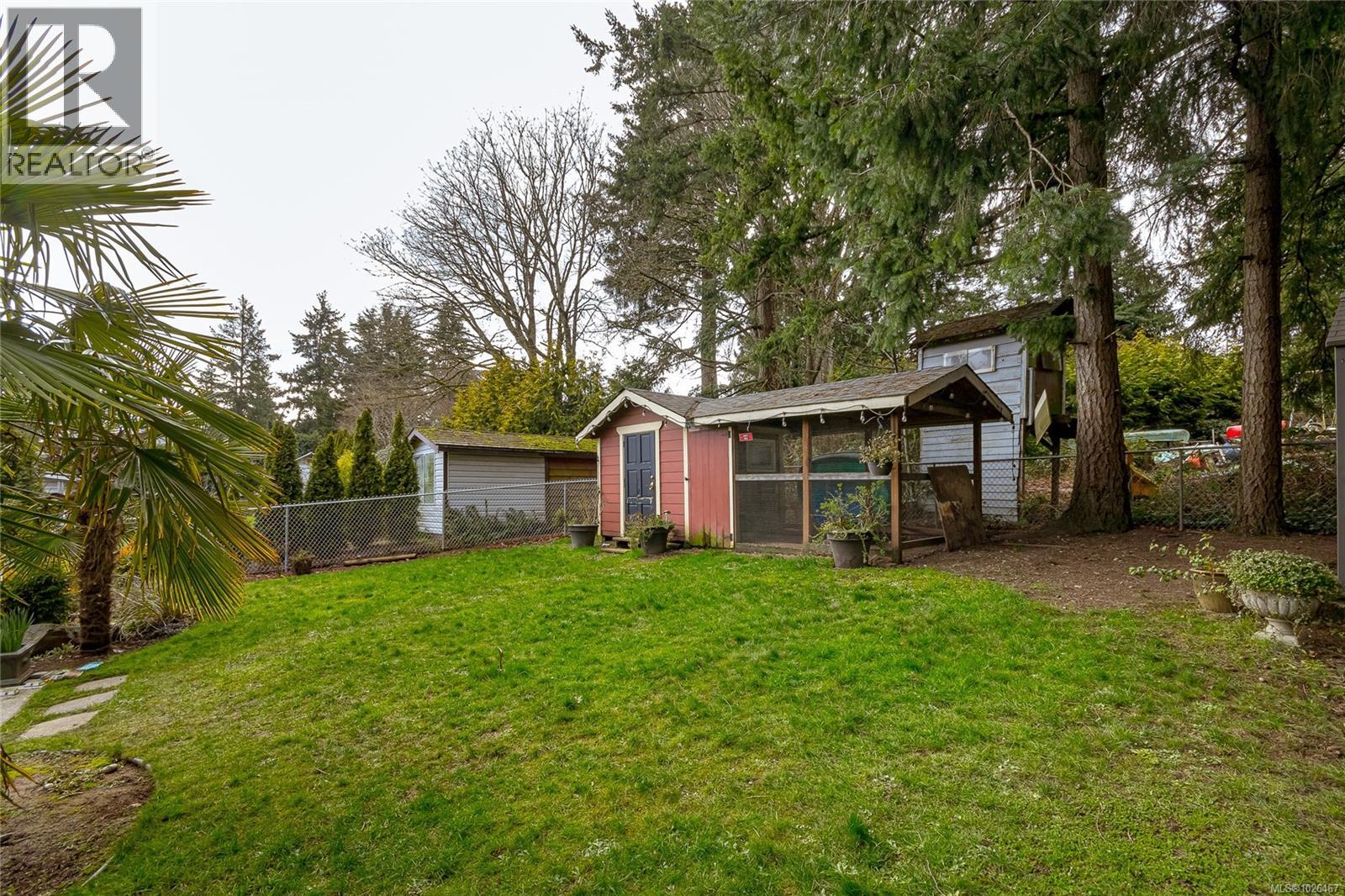 7318 Veyaness Rd, Central Saanich