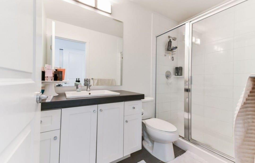 16 14955 60 AVENUE, Surrey