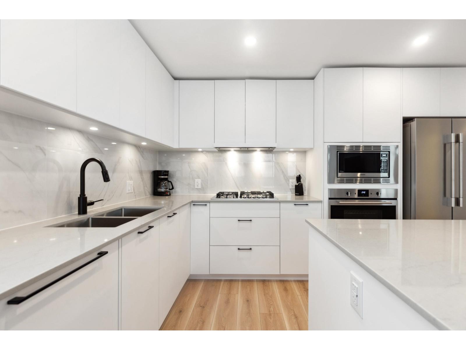 2106 8551 201 STREET, Langley