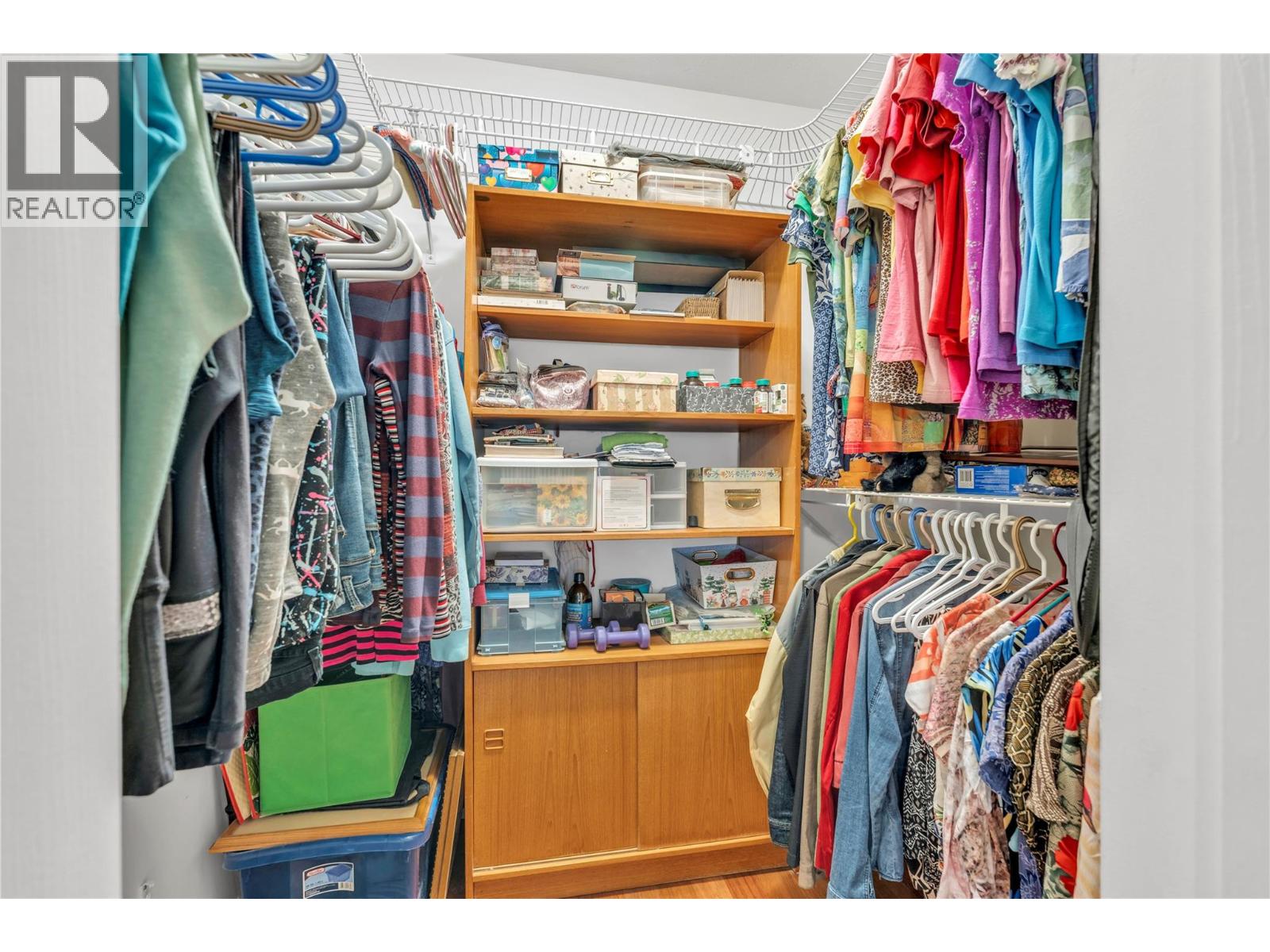 22577 Garnet Valley Road, Summerland