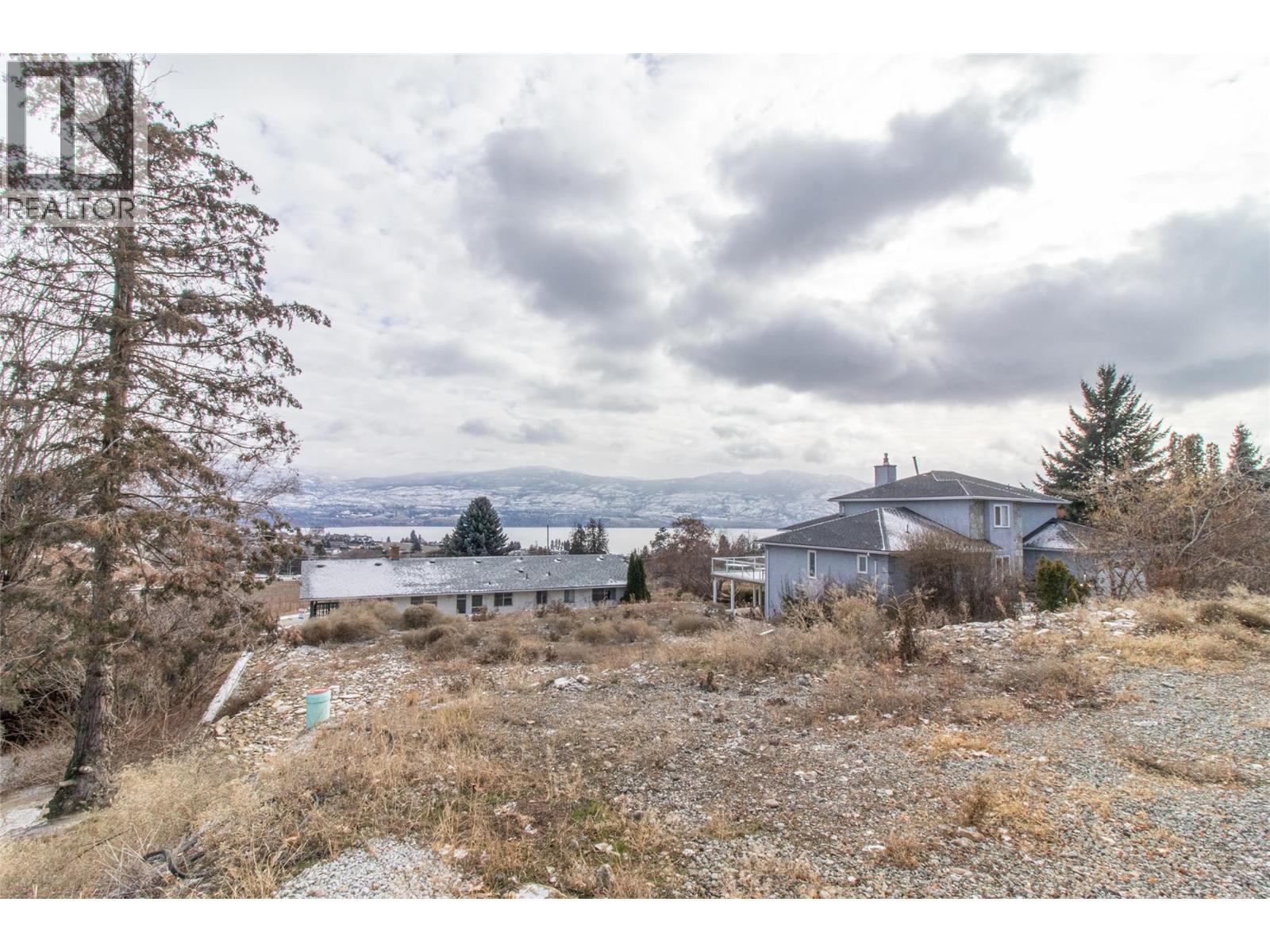 1097 Trevor Drive, West Kelowna