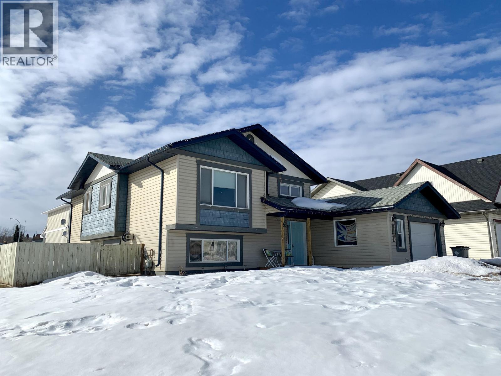 5201 HALLMARK CRESCENT, Fort Nelson