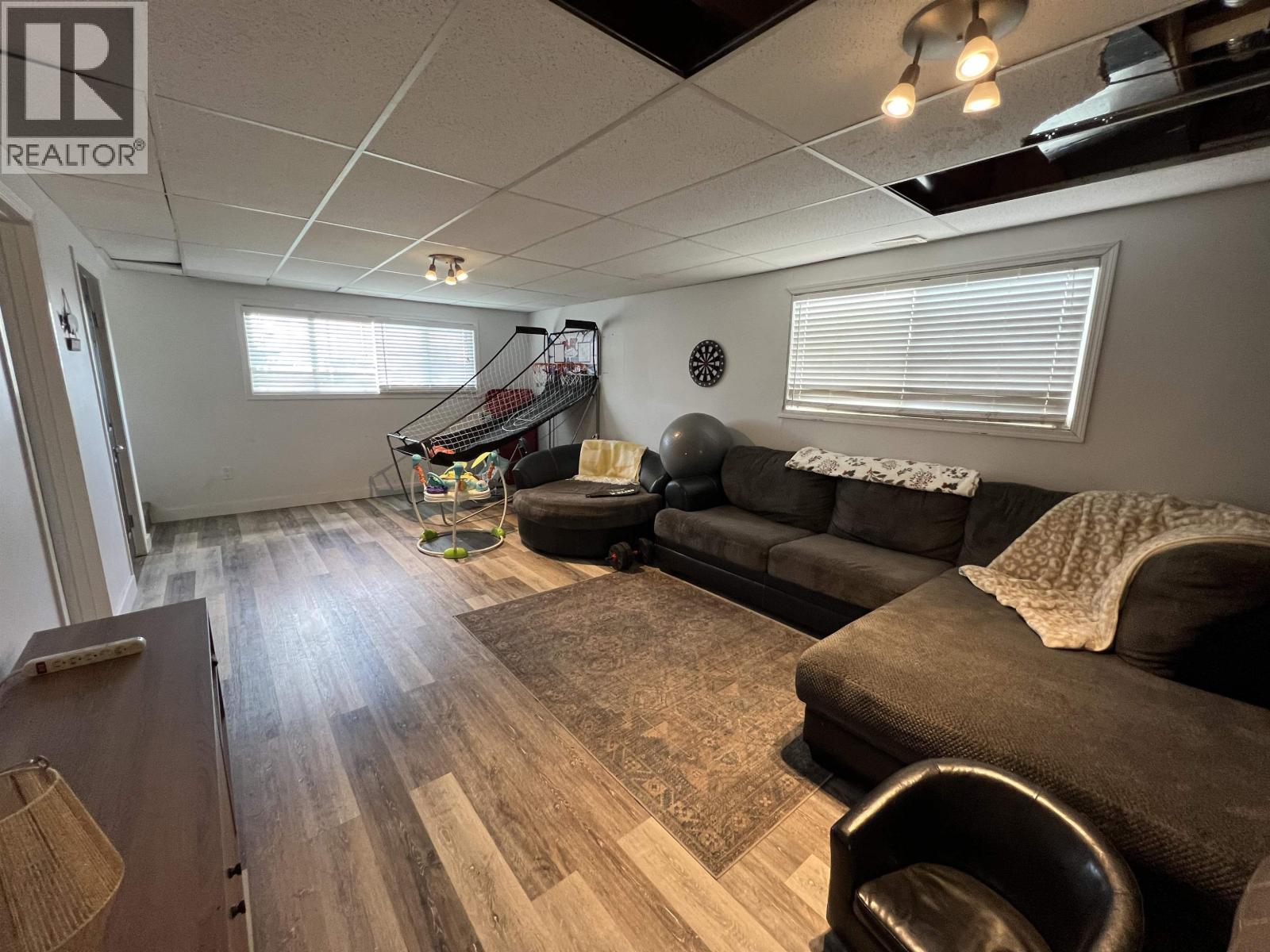 5201 HALLMARK CRESCENT, Fort Nelson