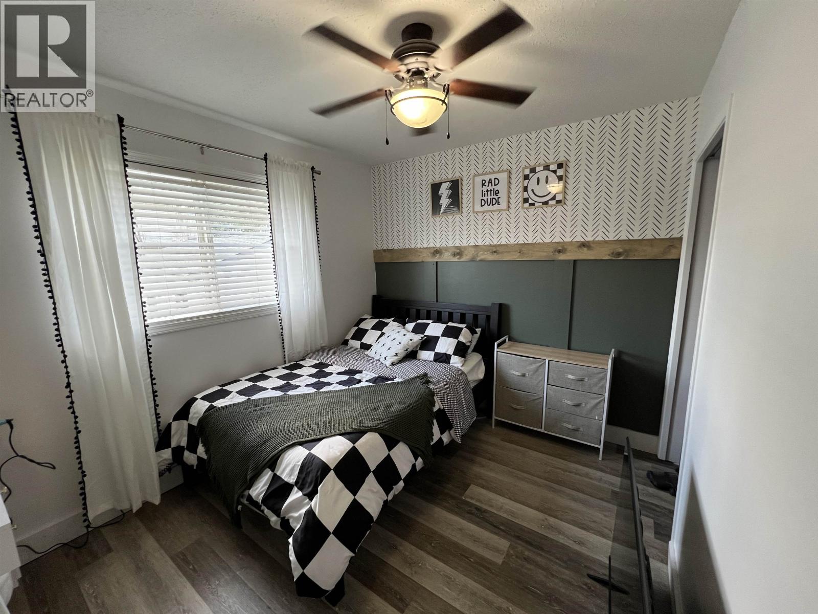 5201 HALLMARK CRESCENT, Fort Nelson