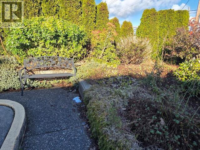 104-4685 JOYCE AVE, Powell River