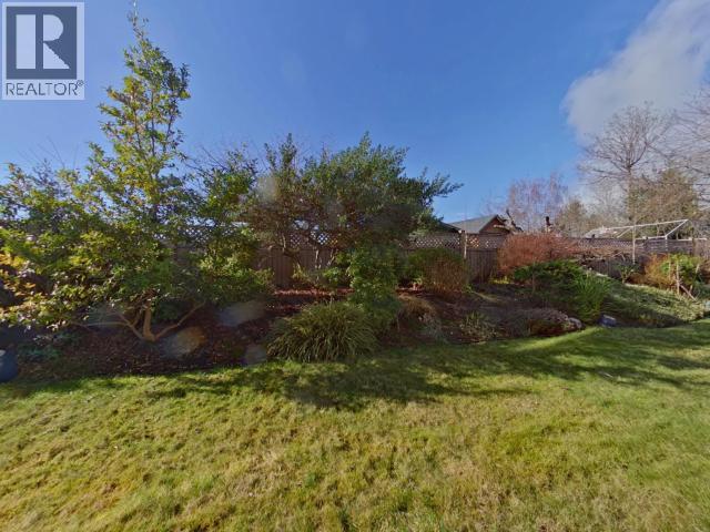 104-4685 JOYCE AVE, Powell River