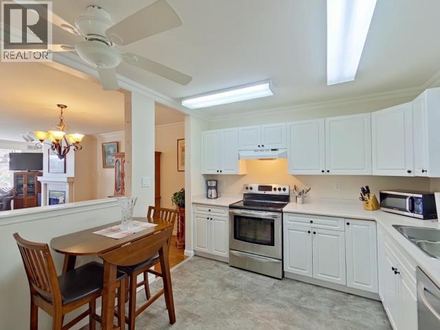 104-4685 JOYCE AVE, Powell River