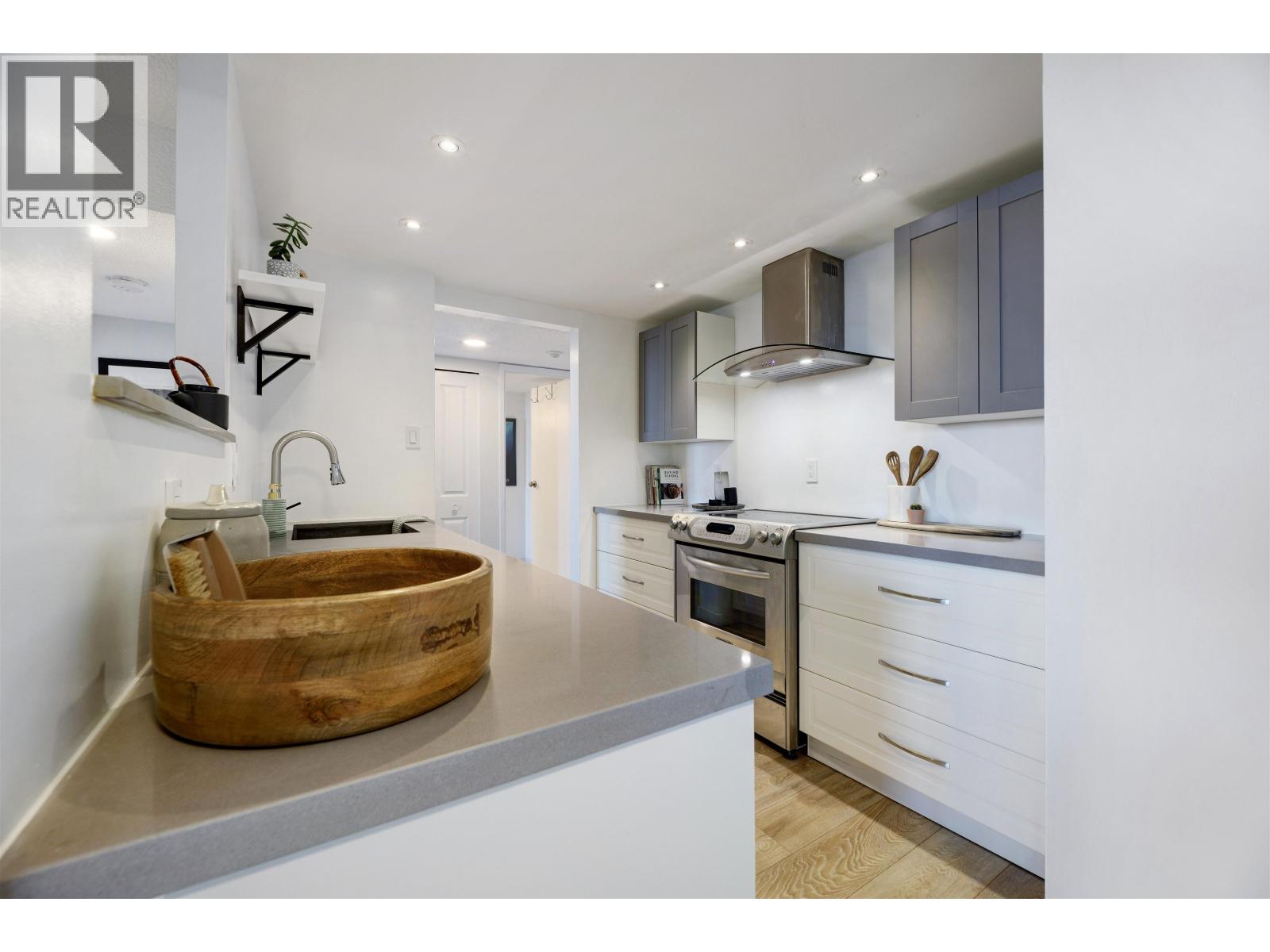 2104 5652 PATTERSON AVENUE, Burnaby