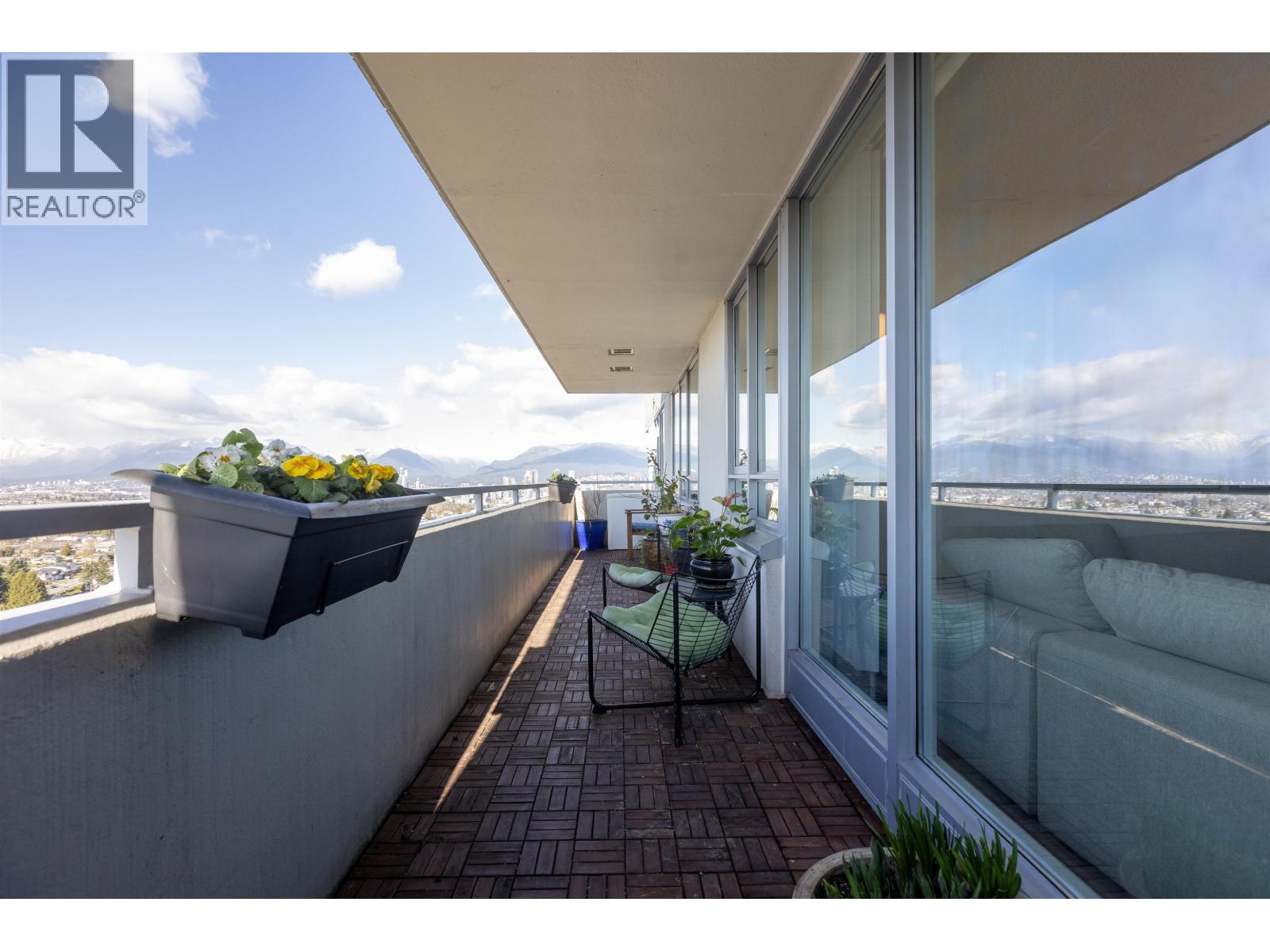 2104 5652 PATTERSON AVENUE, Burnaby