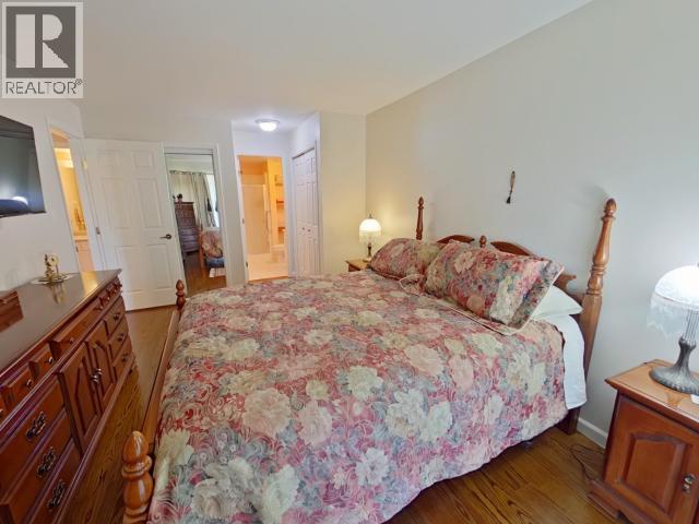 #104 4685 JOYCE AVE - 29