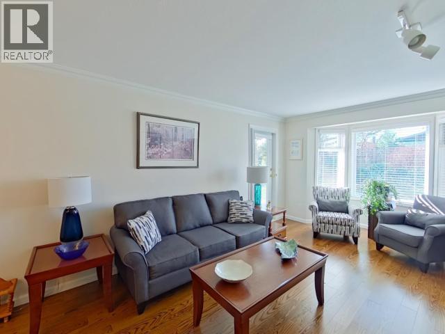 104-4685 JOYCE AVE, Powell River