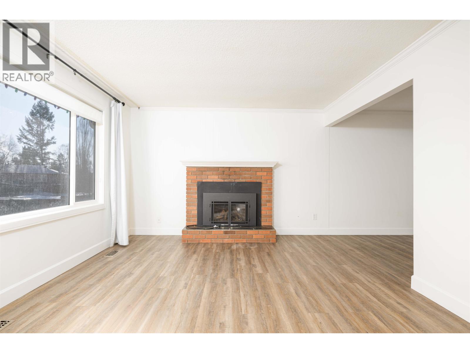 5861 BROCK DRIVE - Photo 5 of 35, Prince George, British Columbia