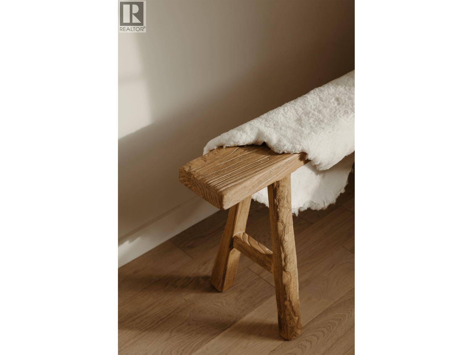 5 6 W 17TH AVENUE, Vancouver