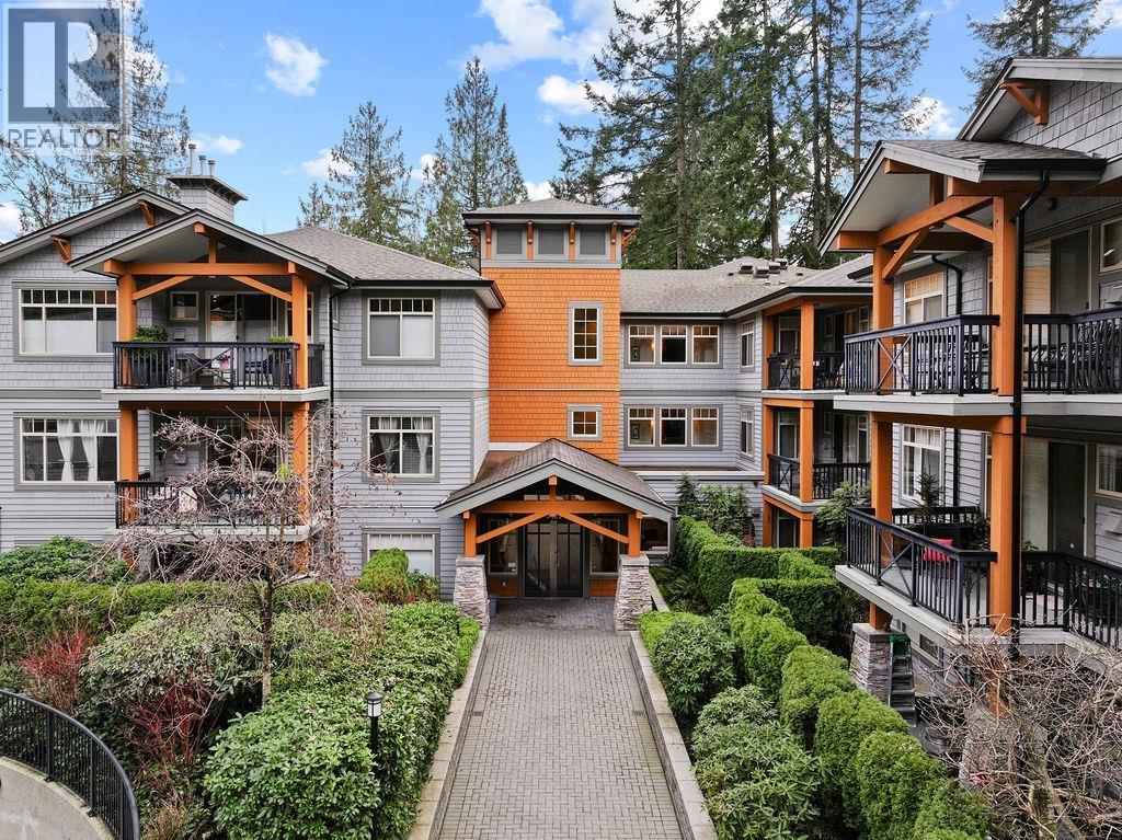 106 3125 CAPILANO CRESCENT, North Vancouver