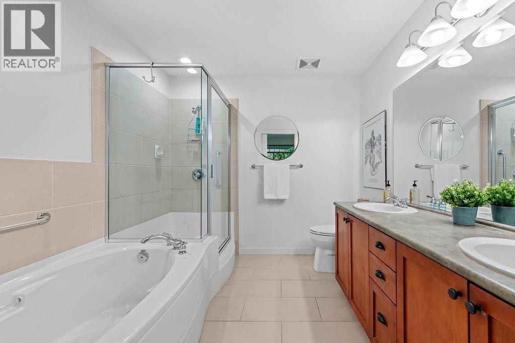 106 3125 CAPILANO CRESCENT, North Vancouver