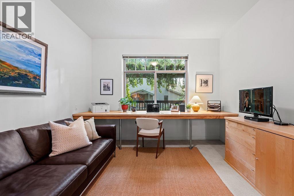 106 3125 CAPILANO CRESCENT, North Vancouver