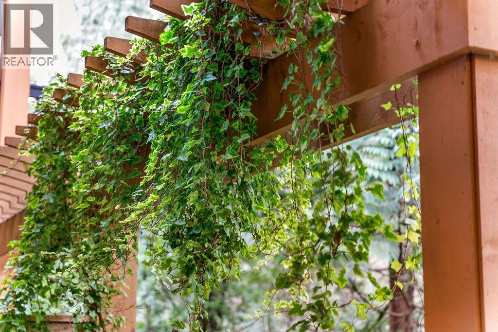 106 3125 CAPILANO CRESCENT, North Vancouver