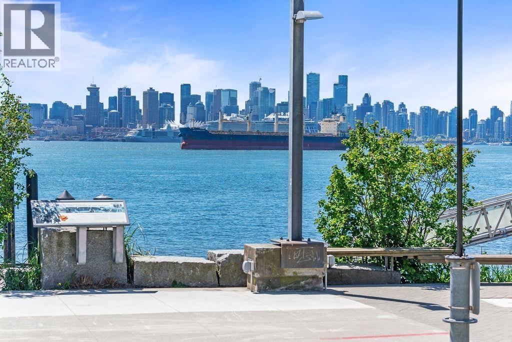 1209 155 W 1ST STREET, North Vancouver