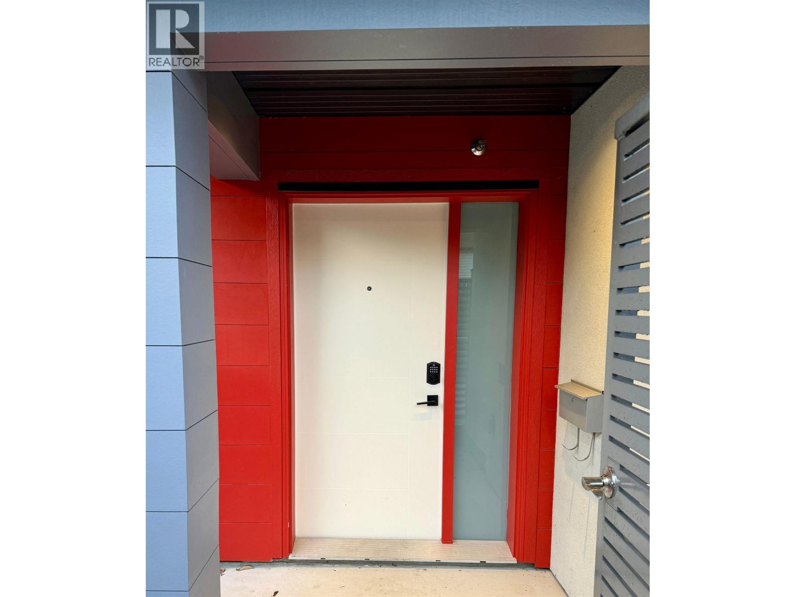 1 Bed, 1 Bath House for Rent in Vancouver – 4373 ONTARIO STREET, Vancouver - Image 19