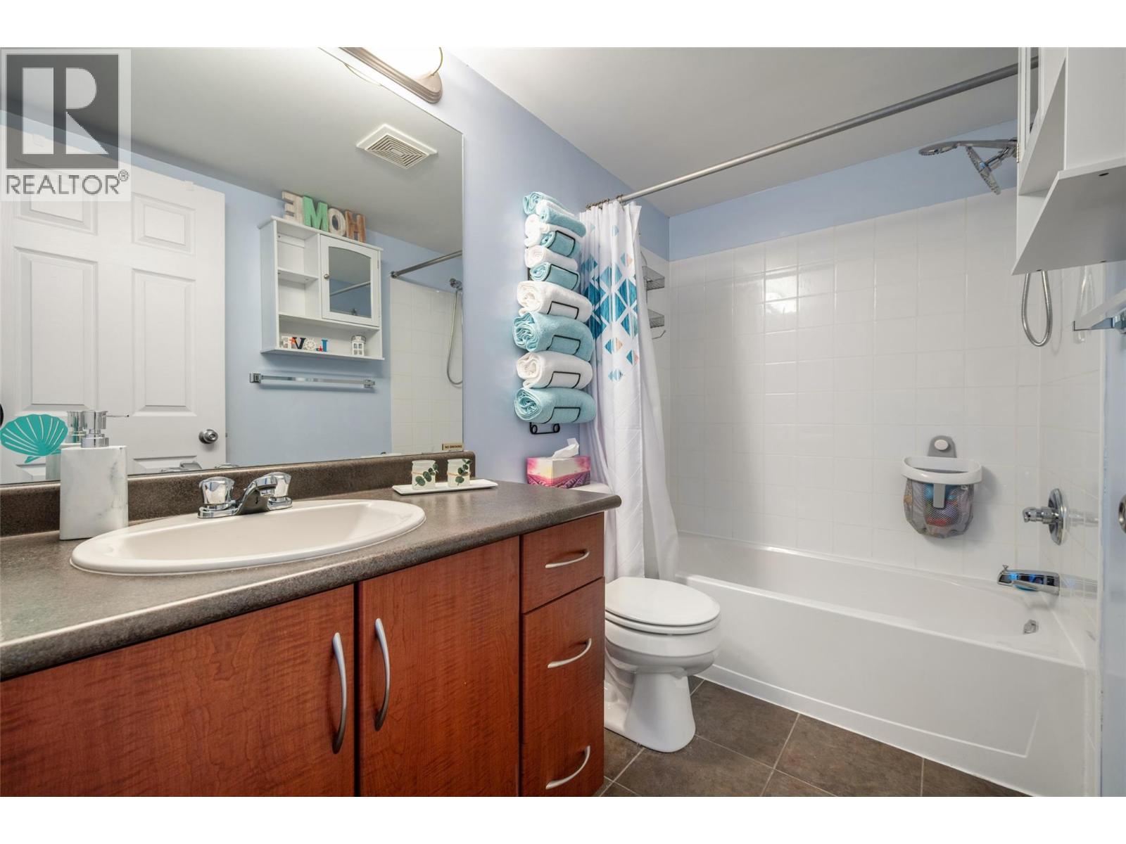 205 Third Avenue Unit# 1201, Invermere