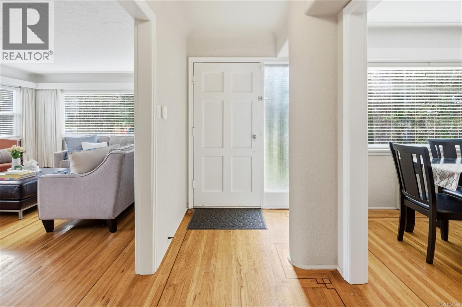  3511 Salsbury Way, Saanich