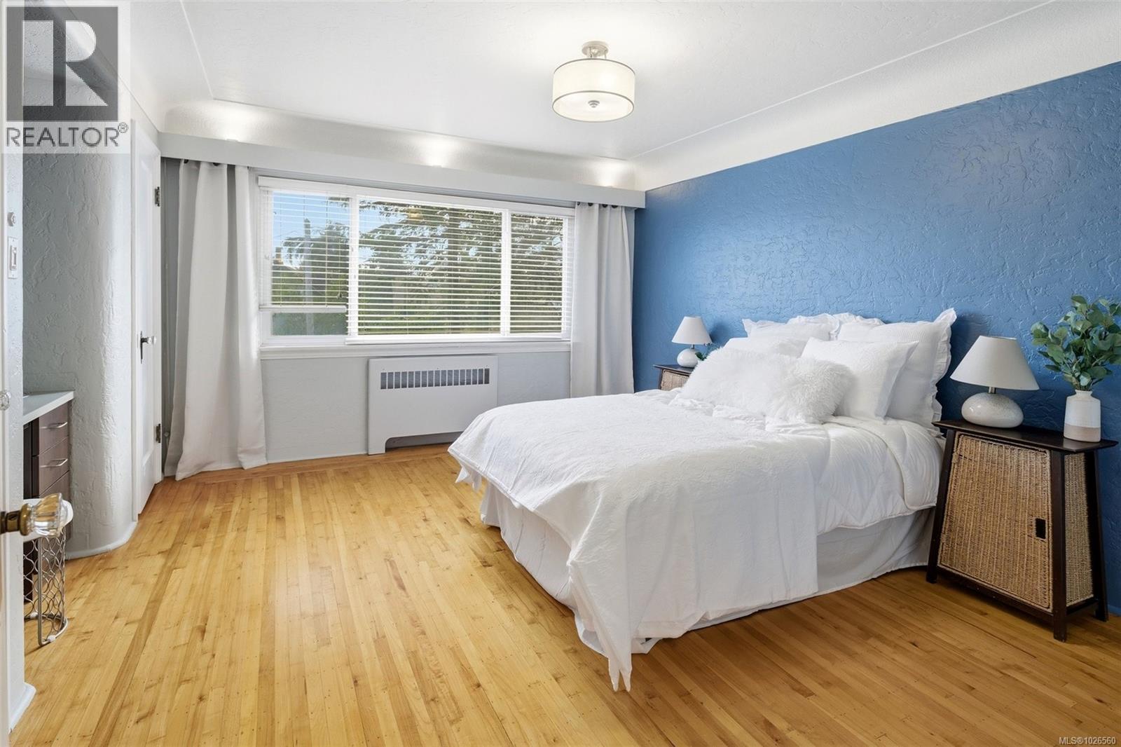  3511 Salsbury Way, Saanich