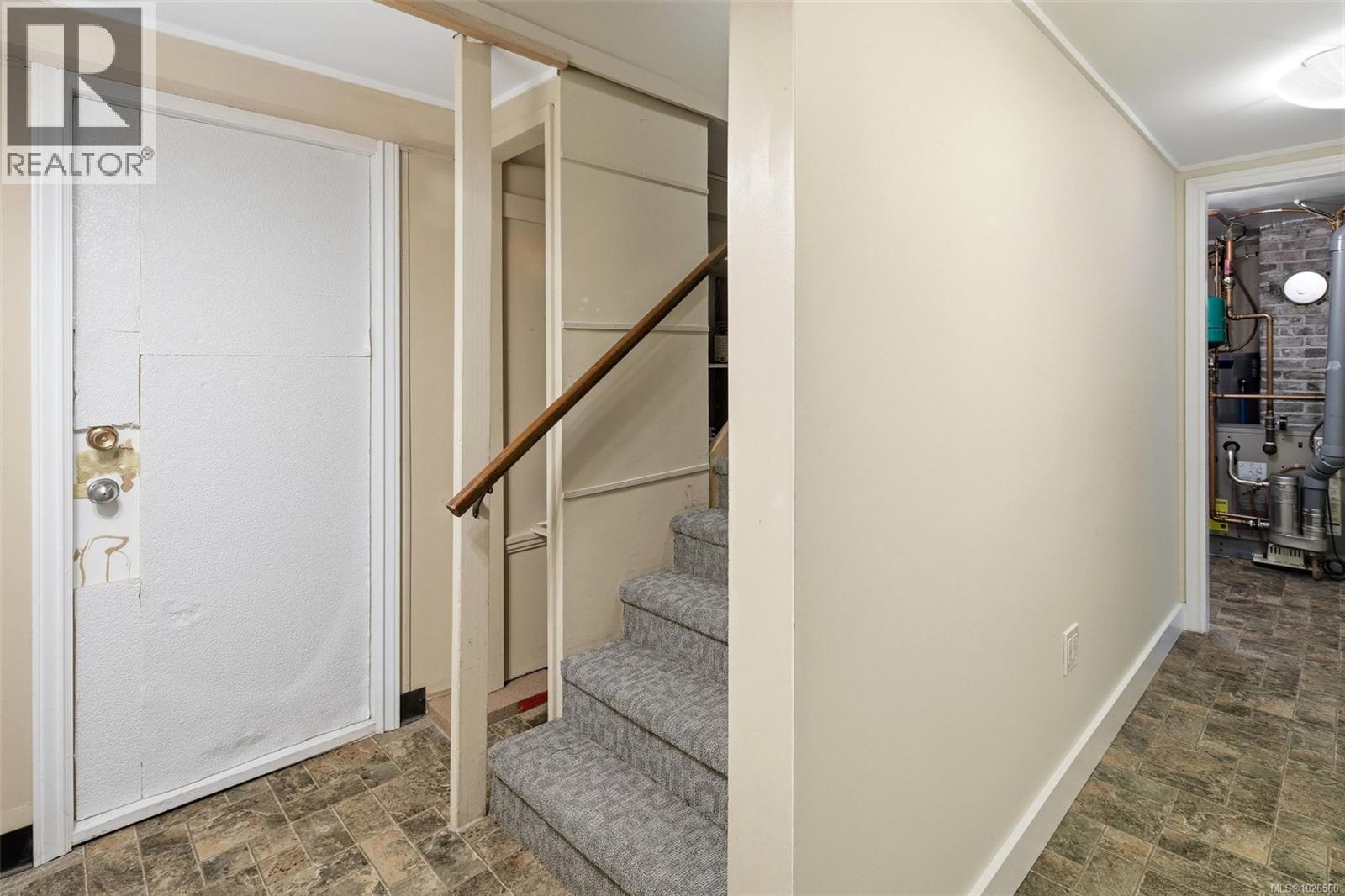  3511 Salsbury Way, Saanich