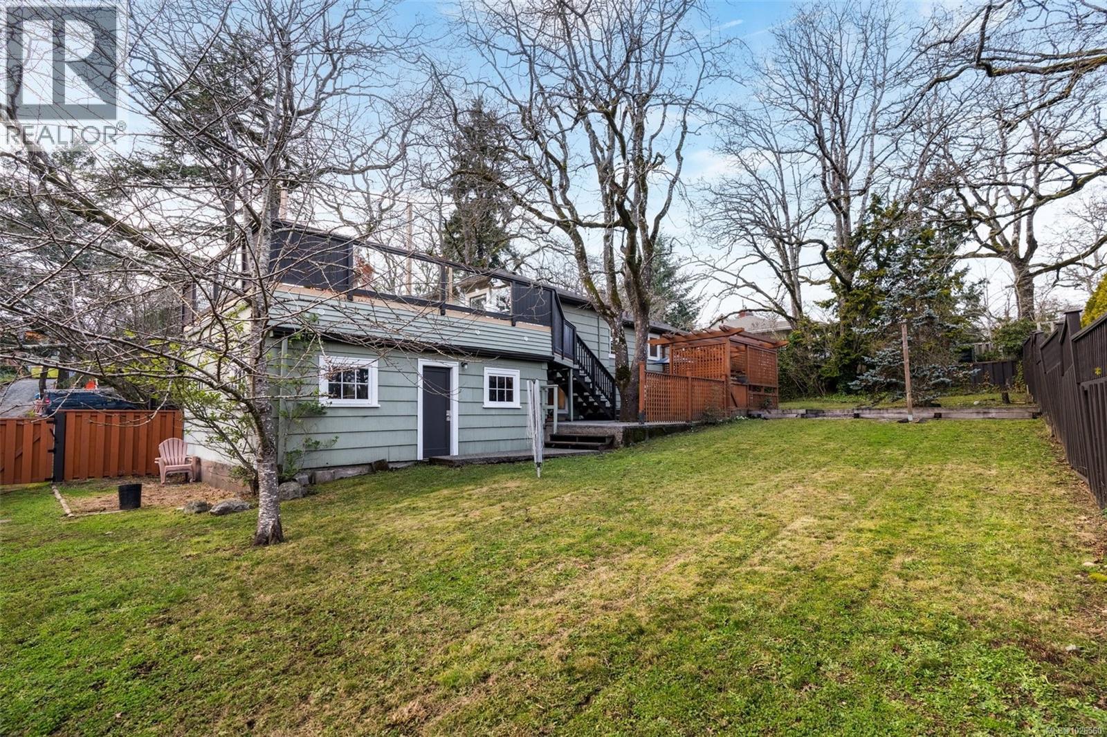  3511 Salsbury Way, Saanich