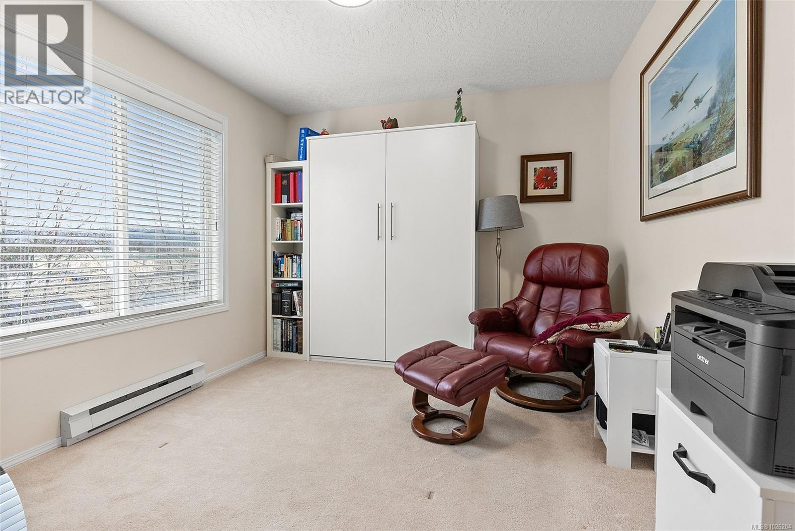 301 2421 Sidney Ave, Sidney