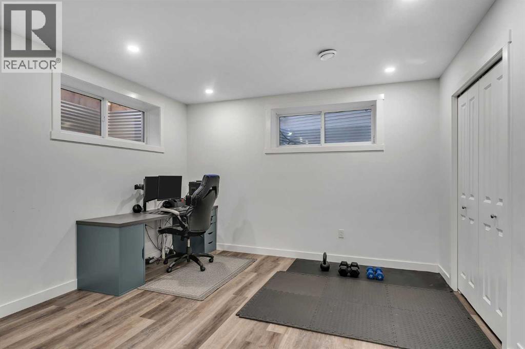 Single Family House for Sale in  Savanna Way NE Saddle Ridge Calgary 