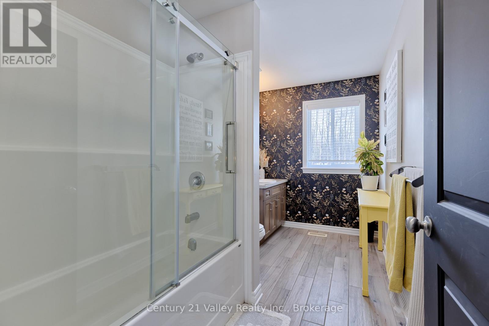 543 ANDERSON ROAD — photo 30
