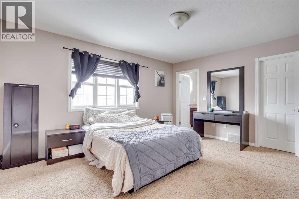 100 Saline Creek Way, Fort McMurray