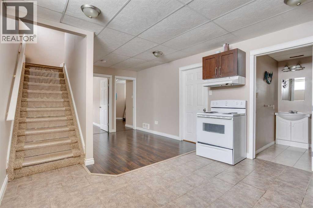 100 Saline Creek Way, Fort McMurray