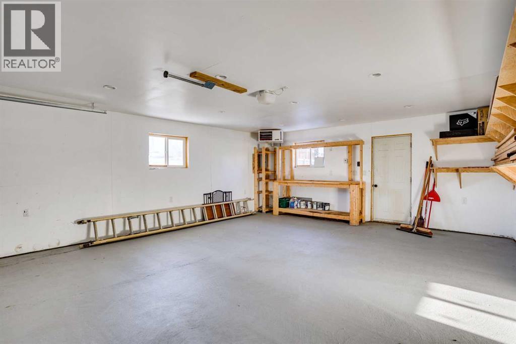 100 Saline Creek Way, Fort McMurray