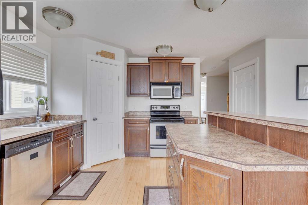 100 Saline Creek Way, Fort McMurray