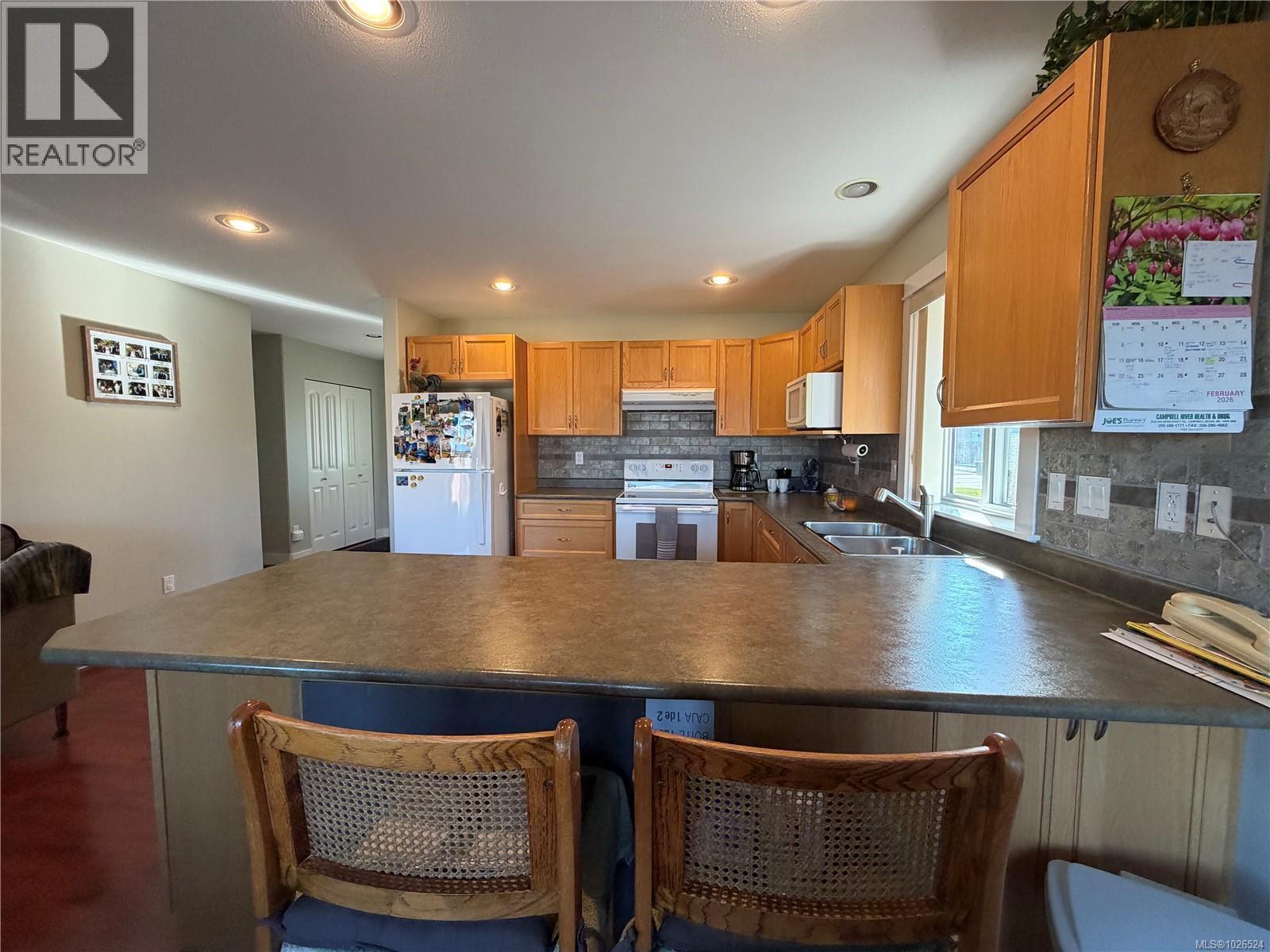 166 Brind'amour Dr, Campbell River