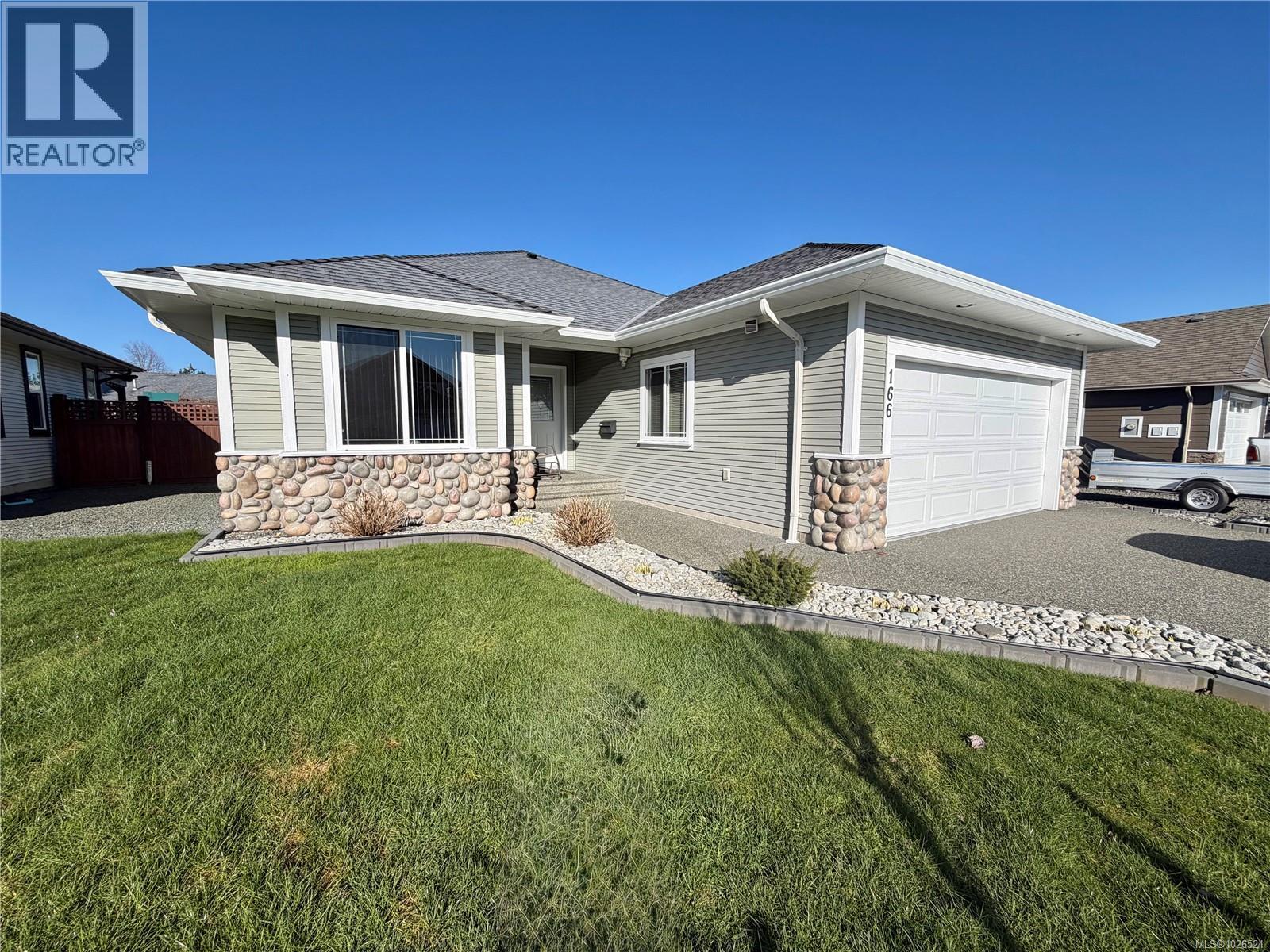 166 Brind'amour Dr, Campbell River