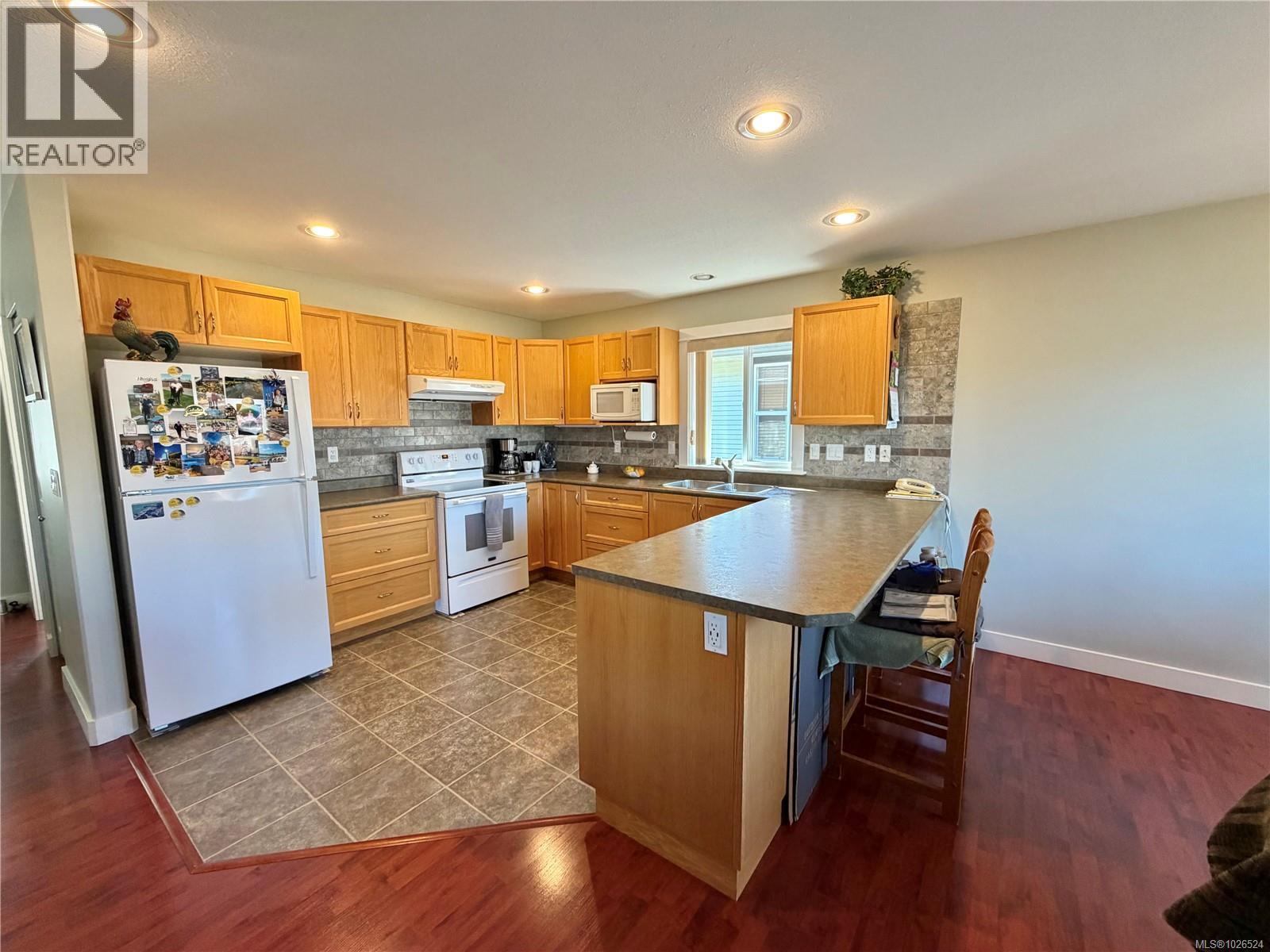 166 Brind'amour Dr, Campbell River