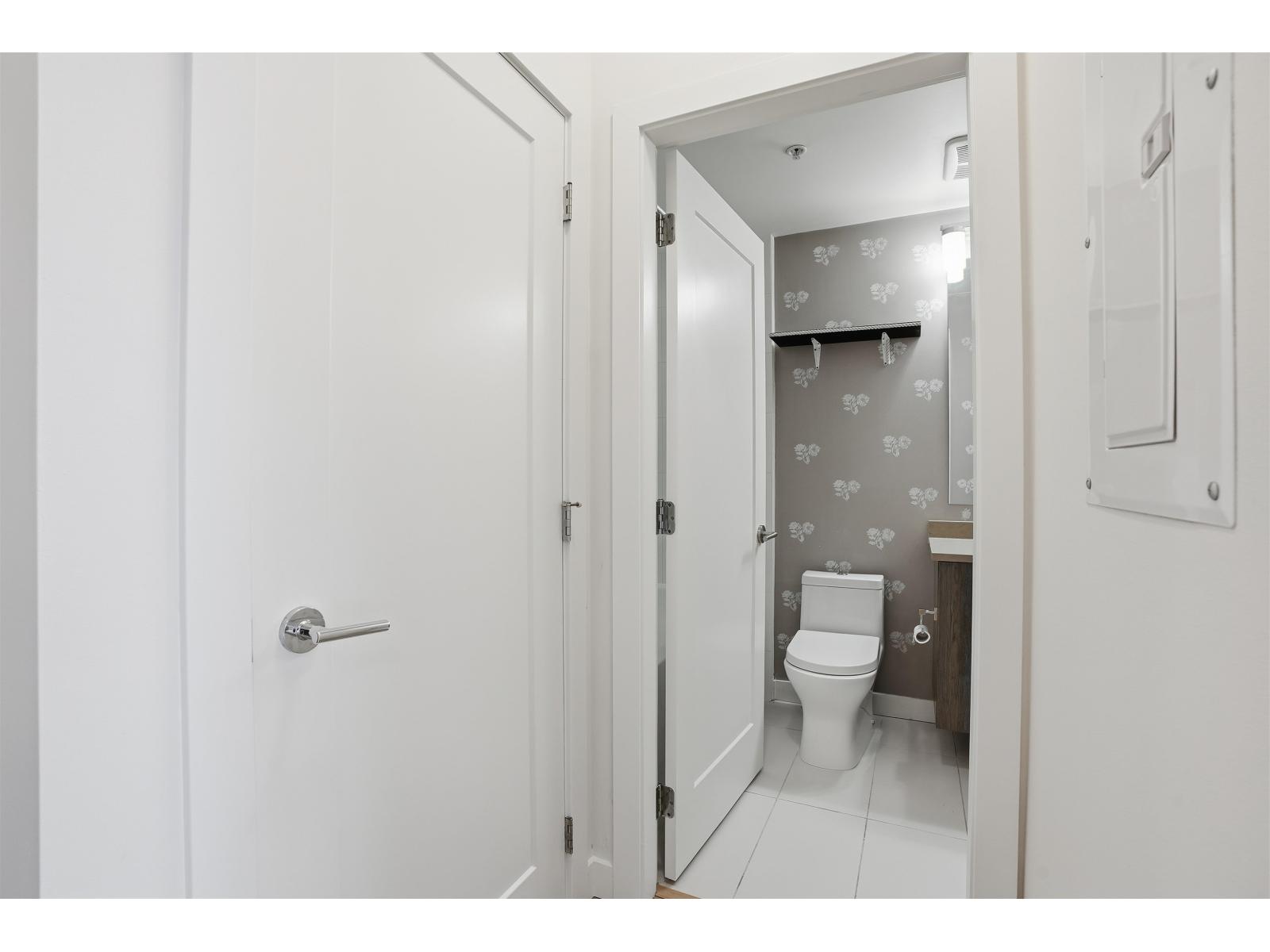 106 20829 77A AVENUE, Langley