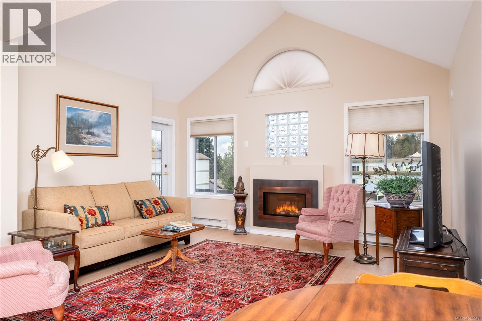 403 275 First St, Duncan