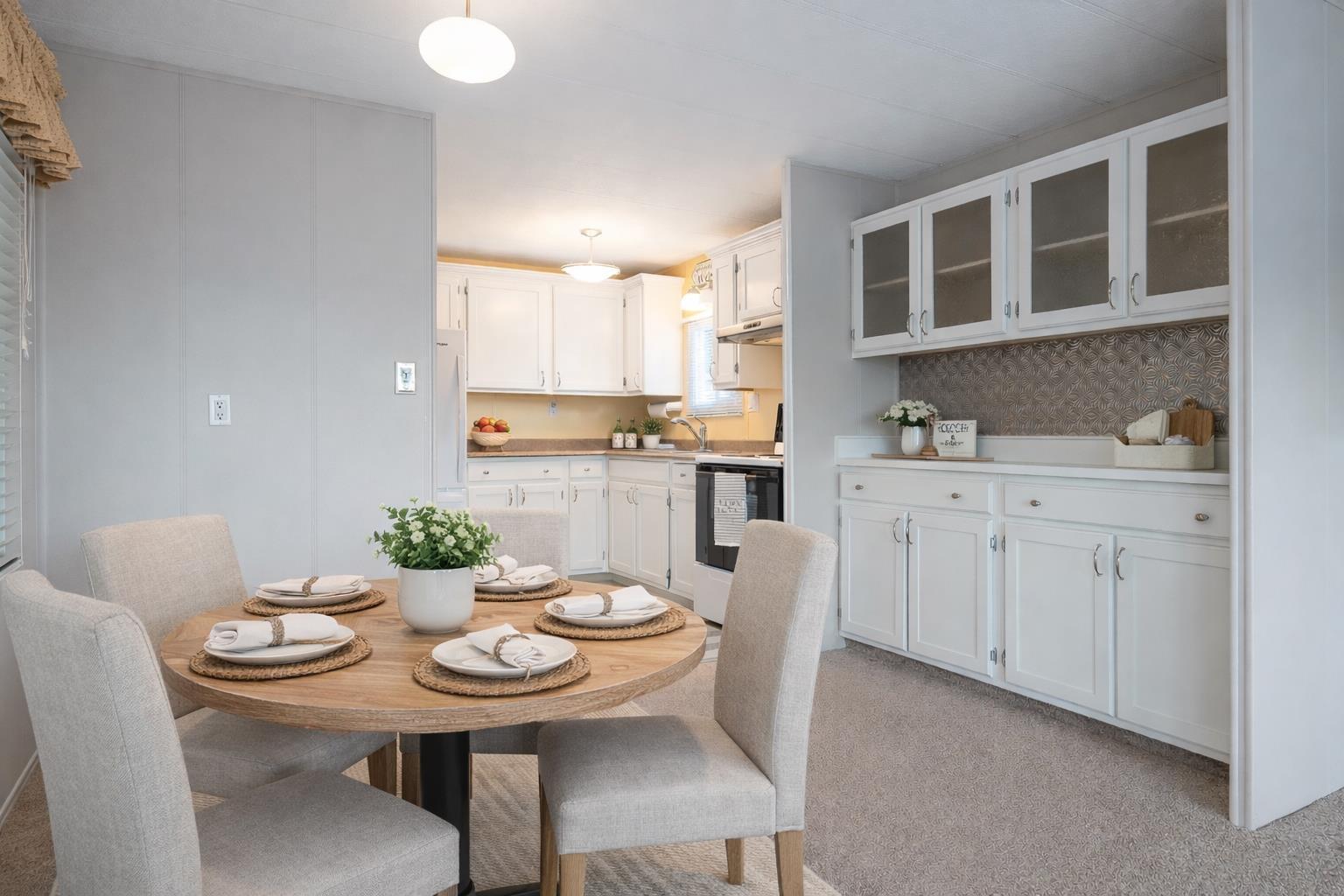 15851 SUFFOLK ROAD, Surrey