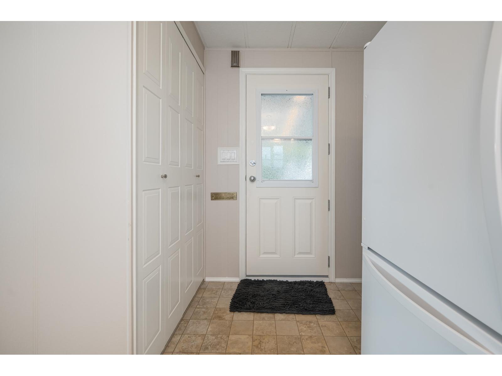 15851 SUFFOLK ROAD, Surrey